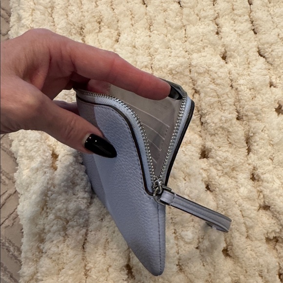 KATE SPADE Leila Medium Blue Leather Wristlet - Picture 7 of 12